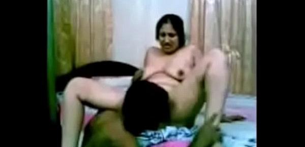  Indonesia milf chating wit husband’s boss